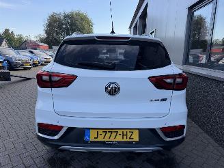 MG ZS EV Luxury 45 kWh picture 36