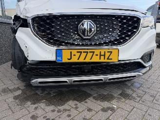 MG ZS EV Luxury 45 kWh picture 49