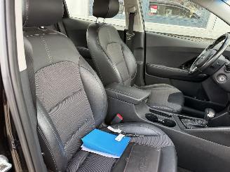 Kia Niro 1.6 GDi Hybrid DynamicLine RG-495-G picture 25