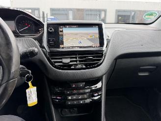 Peugeot 2008 1.2 PureTech Allure Automaat KT-807-F picture 19