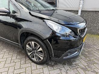 Peugeot 2008 1.2 PureTech Allure G-403-ST picture 9