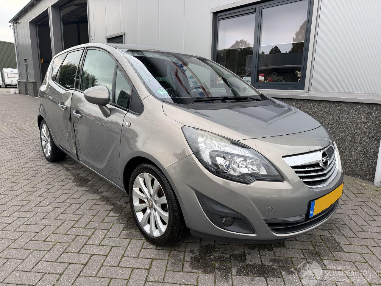 Opel Meriva 1.4 Turbo Cosmo 12-PDP-4