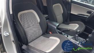 Kia Cee d Cee'd (JDB5), Hatchback 5-drs, 2012 / 2018 1.6 GDI 16V picture 10