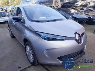 Purkuautot passenger cars Renault Zoé Zoe (AG), Hatchback 5-drs, 2012 46kW 2013/11