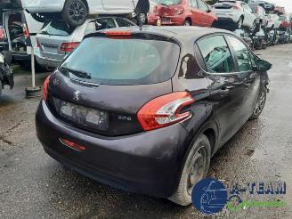 Salvage car Peugeot 208 208 I (CA/CC/CK/CL), Hatchback, 2012 / 2019 1.0 Vti 12V PureTech 2013/3