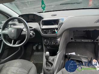 Peugeot 208 208 I (CA/CC/CK/CL), Hatchback, 2012 / 2019 1.2 Vti 12V PureTech 82 picture 24