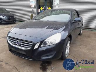 skadebil auto Volvo S-60 S60 II (FS), Sedan, 2010 / 2018 1.6 T4 16V 2011/7