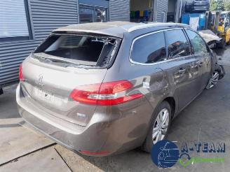 Coche accidentado Peugeot 308 308 SW (L4/L9/LC/LJ/LR), Combi 5-drs, 2014 / 2021 1.6 BlueHDi 120 2014/11
