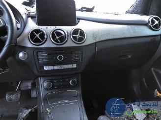 Mercedes B-klasse B (W246/W242), Hatchback, 2011 / 2018 1.6 B-180 BlueEFFICIENCY Turbo 16V picture 15