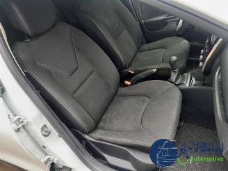 Renault Clio Clio IV Estate/Grandtour (7R), Combi 5-drs, 2012 / 2021 1.5 Energy dCi 90 FAP picture 20