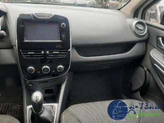 Renault Clio Clio IV Estate/Grandtour (7R), Combi 5-drs, 2012 / 2021 1.5 Energy dCi 90 FAP picture 18