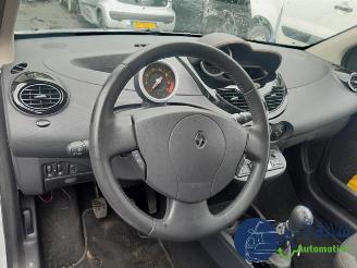 Renault Twingo Twingo II (CN), Hatchback 3-drs, 2007 / 2014 1.2 16V picture 14