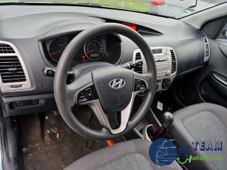 Hyundai I-20 i20, Hatchback, 2008 / 2015 1.4i 16V picture 17