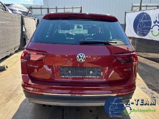 Volkswagen Tiguan Tiguan (AD1), SUV, 2016 / 2024 2.0 TSI 16V 4Motion picture 6