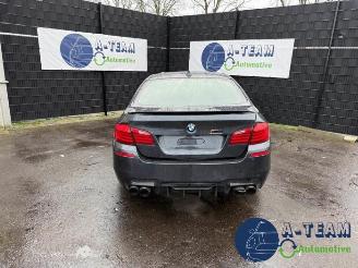 BMW M5 M5 (F10), Sedan, 2011 / 2016 4.4 V8 32V TwinPower Turbo picture 2