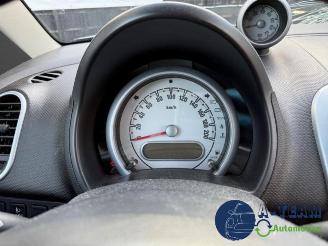 Opel Agila Agila (B), MPV, 2008 / 2014 1.0 12V picture 21