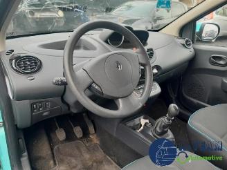 Renault Twingo Twingo II (CN), Hatchback 3-drs, 2007 / 2014 1.2 16V picture 12