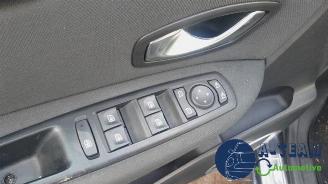 Renault Grand-scenic Grand Scenic III (JZ), MPV, 2009 / 2016 2.0 16V CVT picture 29