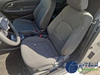 Kia Rio Rio III (UB), Hatchback, 2011 / 2017 1.2 CVVT 16V picture 13