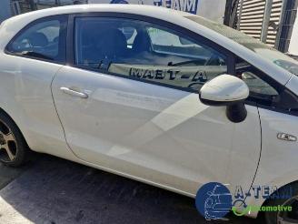 Kia Rio Rio III (UB), Hatchback, 2011 / 2017 1.2 CVVT 16V picture 9