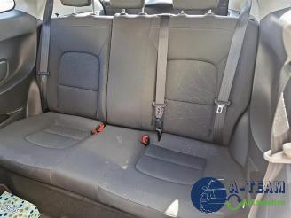 Kia Rio Rio III (UB), Hatchback, 2011 / 2017 1.2 CVVT 16V picture 15