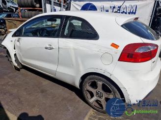 Kia Rio Rio III (UB), Hatchback, 2011 / 2017 1.2 CVVT 16V picture 7