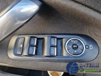 Ford Mondeo Mondeo IV, Hatchback, 2007 / 2015 2.0 16V picture 31