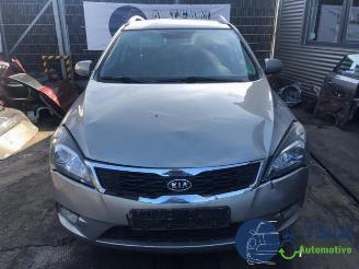 Kia Cee d Cee'd Sportswagon (JDC5), Combi, 2012 / 2018 1.4i CVVT 16V picture 2