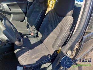 Peugeot 107 107, Hatchback, 2005 / 2014 1.0 12V picture 25