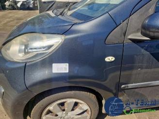 Peugeot 107 107, Hatchback, 2005 / 2014 1.0 12V picture 6