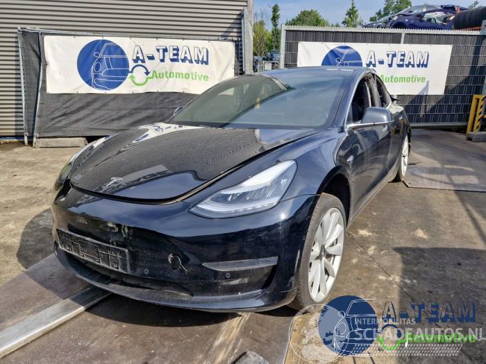 Tesla Model 3 Model 3, Sedan, 2017 Long Range 72kWh