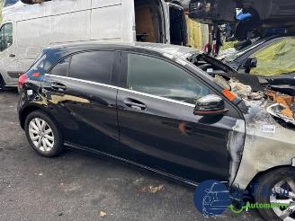 Mercedes A-klasse A (W176), Hatchback, 2012 / 2018 1.6 A-180 16V picture 18