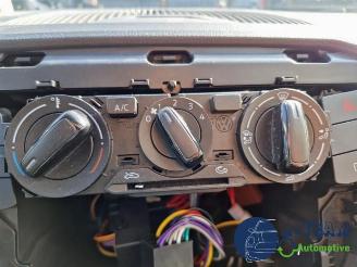 Volkswagen Up! Up! (121), Hatchback, 2011 1.0 12V 60 picture 33