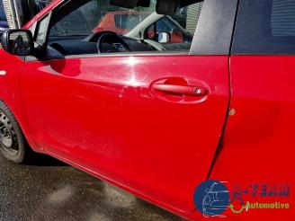 Toyota Yaris Yaris II (P9), Hatchback, 2005 / 2014 1.3 16V VVT-i picture 7