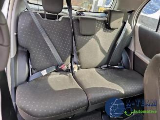 Toyota Yaris Yaris II (P9), Hatchback, 2005 / 2014 1.3 16V VVT-i picture 20