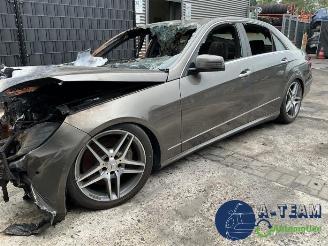 Mercedes E-klasse E (W212), Sedan, 2009 / 2016 E-550 5.5 V8 32V 4-Matic picture 4
