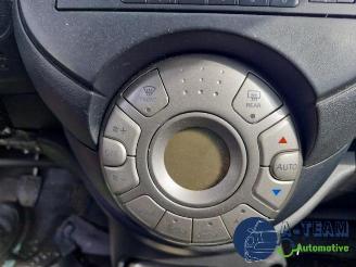 Nissan Micra Micra (K13), Hatchback, 2010 / 2016 1.2 12V picture 29