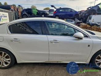 Peugeot 508 508 (8D), Sedan, 2010 / 2018 2.0 Hybrid4 16V picture 13