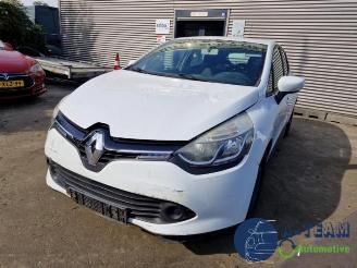 Coche siniestrado Renault Clio Clio IV (5R), Hatchback 5-drs, 2012 / 2021 0.9 Energy TCE 90 12V 2013/7