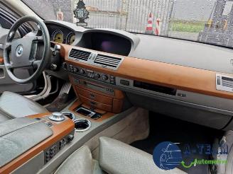 BMW 7-serie 7 serie (E65/E66/E67), Sedan, 2001 / 2009 745i,Li 4.4 V8 32V picture 20