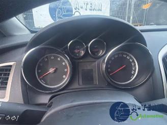 Opel Astra Astra J Sports Tourer (PD8/PE8/PF8), Combi, 2010 / 2015 1.4 16V ecoFLEX picture 20