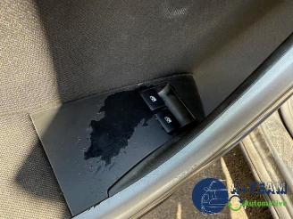 Opel Astra Astra J (PC6/PD6/PE6/PF6), Hatchback 5-drs, 2009 / 2015 1.7 CDTi 16V 110 picture 13