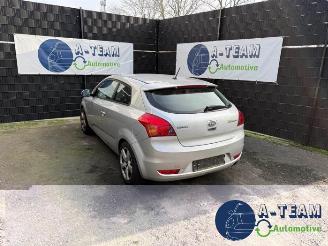disassembly passenger cars Kia Pro cee d Pro cee'd (EDB3), Hatchback 3-drs, 2008 / 2012 1.4 CVVT 16V 2010/1
