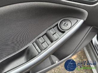 Ford Focus Focus 3 Wagon, Combi, 2010 / 2020 1.0 Ti-VCT EcoBoost 12V 125 picture 17
