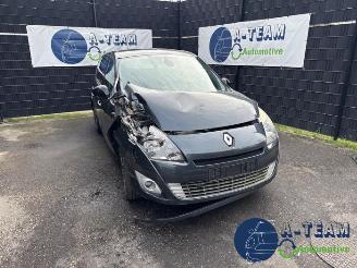 demontáž osobní automobily Renault Grand-scenic Grand Scenic III (JZ), MPV, 2009 / 2016 2.0 16V CVT 2011/10