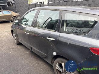 Renault Grand-scenic Grand Scenic III (JZ), MPV, 2009 / 2016 2.0 16V CVT picture 5