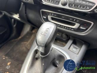 Renault Grand-scenic Grand Scenic III (JZ), MPV, 2009 / 2016 2.0 16V CVT picture 24