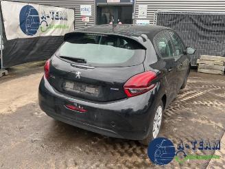 Auto da rottamare Peugeot 208 208 I (CA/CC/CK/CL), Hatchback, 2012 / 2019 1.2 Vti 12V PureTech 82 2016/3