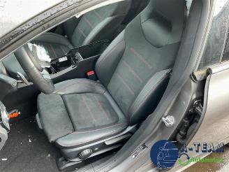 Mercedes Cla-klasse CLA (118.3), Sedan, 2019 1.3 CLA-200 Turbo 16V picture 17