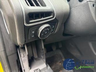 Ford Focus Focus 3, Hatchback, 2010 / 2020 1.6 SCTi 16V picture 17